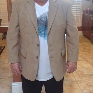 Stafford men's suit coat size 44 short tan